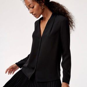 Aritzia Babaton Akira Blouse in black